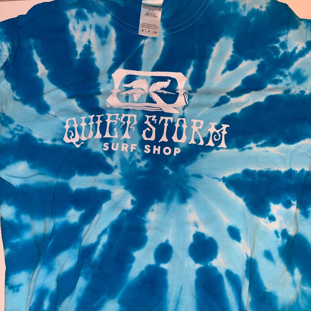 surf shop tee